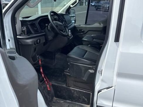 Used 2023 Ford Transit 250 Low Roof image 7