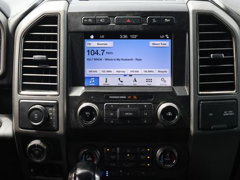 Used 2019 Ford F150 Raptor w/ Equipment Group 802A Luxury AWD/4WD image 9