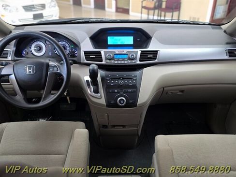 Used 2012 Honda Odyssey LX image 17