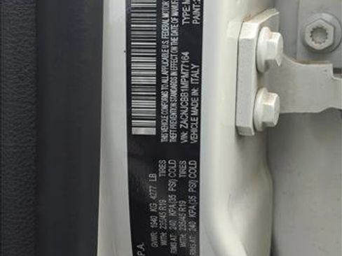 Used 2021 Jeep Renegade Latitude image 25