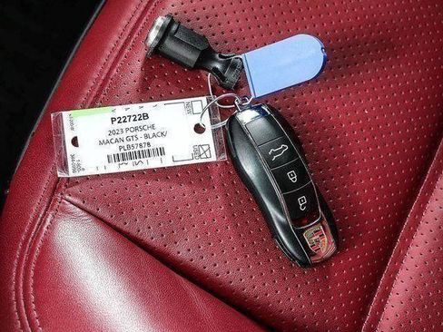 Used 2023 Porsche Macan GTS AWD/4WD image 40