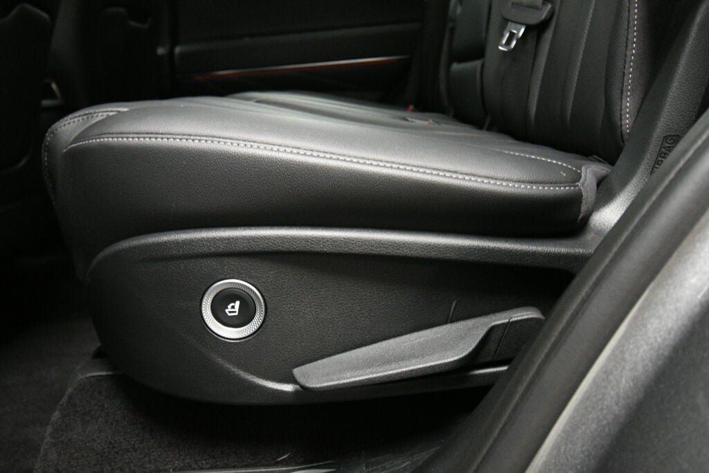 Used 2025 Genesis GV80 2.5T Standard AWD/4WD image 22