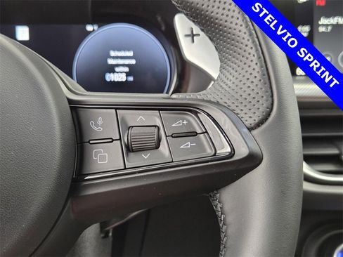Used 2025 Alfa Romeo Stelvio Sprint w/ Veloce Package image 36