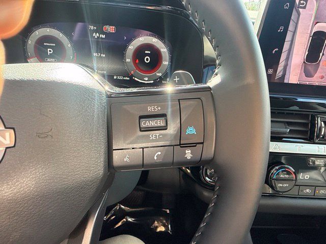Used 2026 Nissan Pathfinder SL AWD/4WD image 25