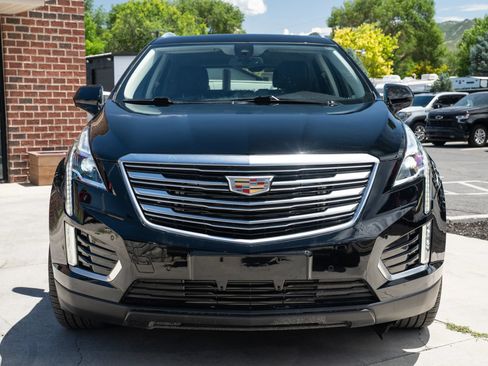 Used 2018 Cadillac XT5 Premium Luxury AWD/4WD image 2