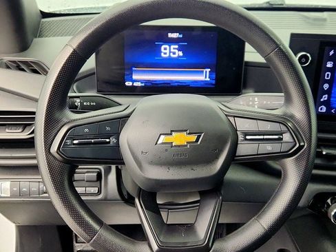 Used 2024 Chevrolet Silverado EV W/T image 11