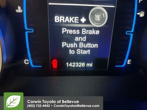 Used 2017 Chrysler Pacifica Touring-L image 10