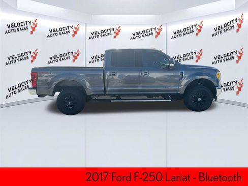 Used 2017 Ford F250 Lariat w/ Lariat Value Package AWD/4WD image 2