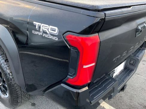 Used 2024 Toyota Tacoma TRD Off-Road w/ TRD Off Road Upgrade Package image 26
