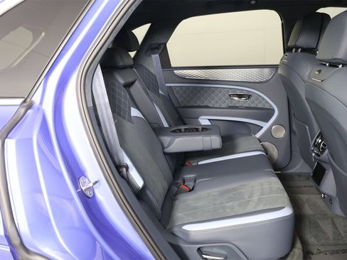 Used 2023 Bentley Bentayga Speed image 33