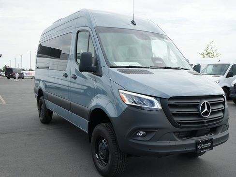 New 2026 Mercedes-Benz Sprinter 2500 image 3