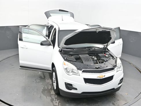 Used 2013 Chevrolet Equinox LS image 40