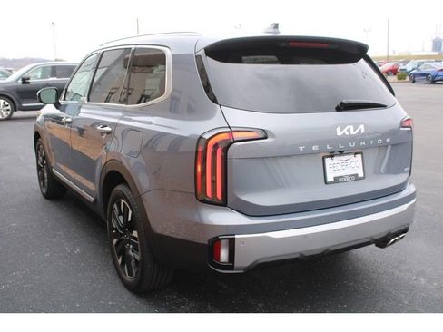 Used 2023 Kia Telluride SX Prestige image 6