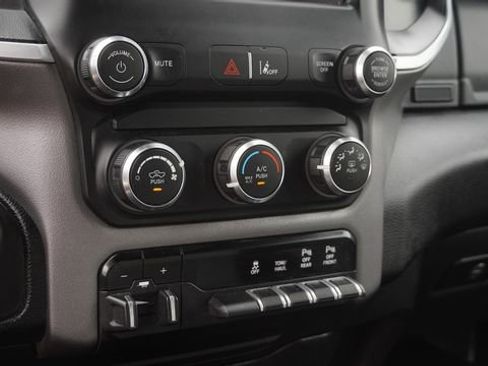 Certified 2022 RAM 1500 Big Horn image 24