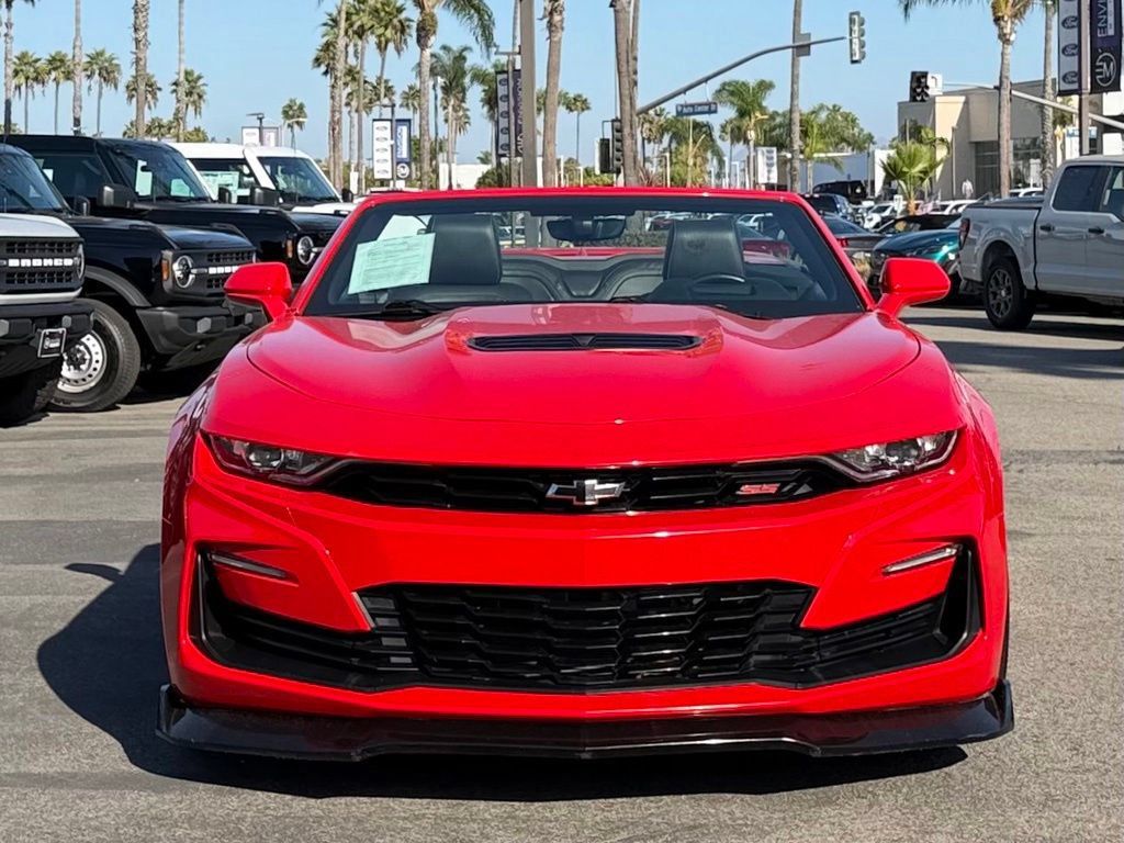 Used 2021 Chevrolet Camaro SS RWD image 9