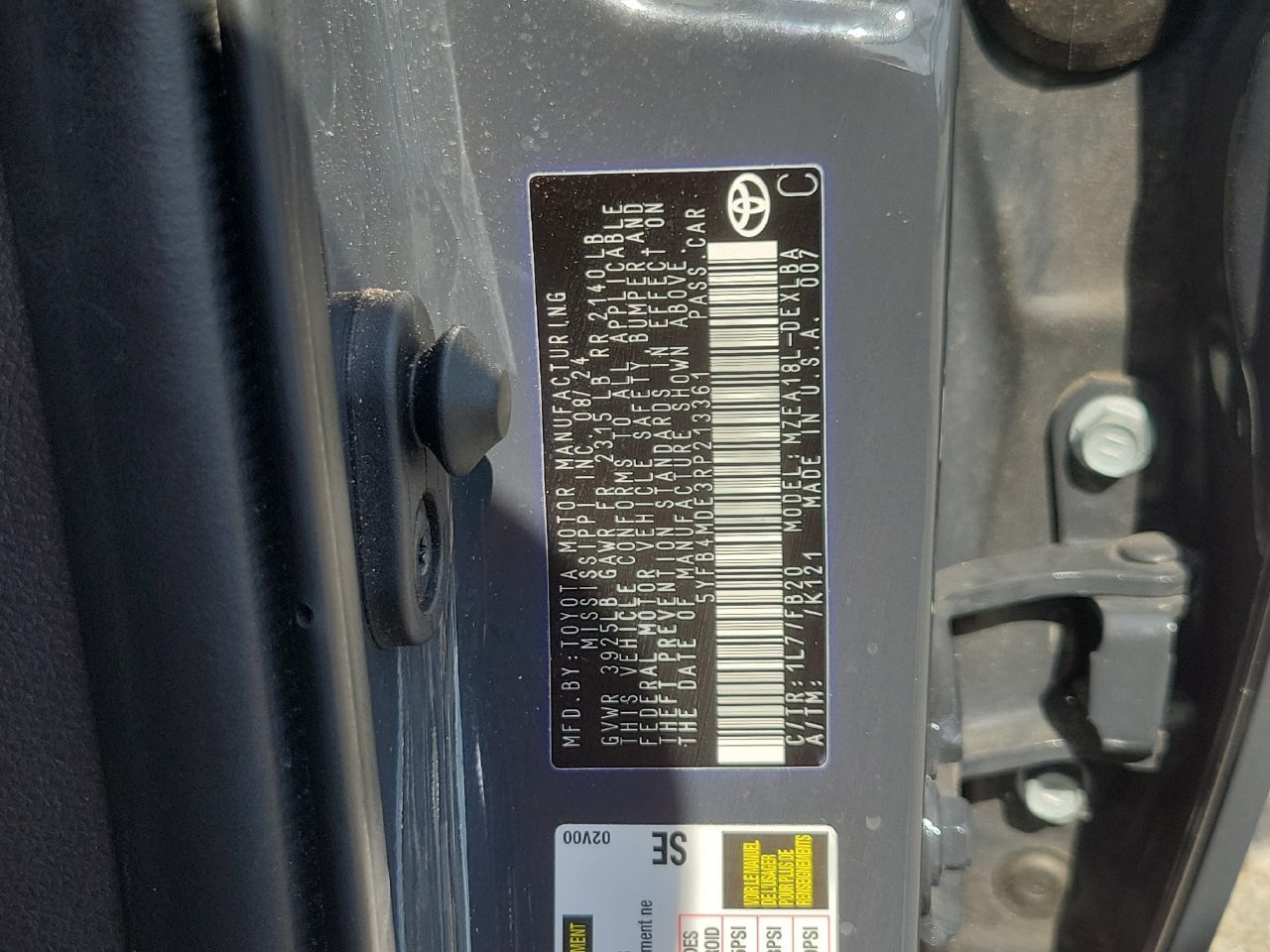 Used 2024 Toyota Corolla LE FWD image 32