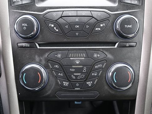 Used 2018 Ford Fusion S image 23