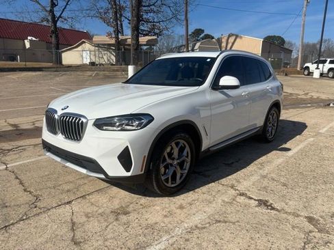 Used 2023 BMW X3 xDrive30i w/ Premium Package w/ZPA image 3