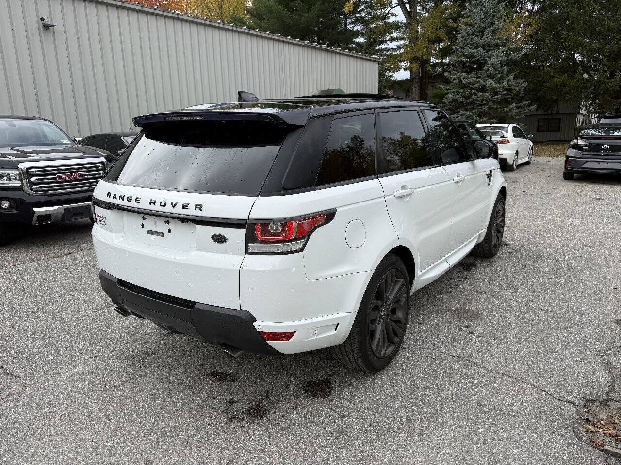 Used 2017 Land Rover Range Rover Sport HSE Dynamic AWD/4WD image 5
