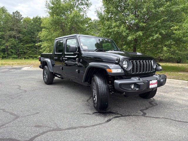 New 2026 Jeep Gladiator Sport AWD/4WD image 2