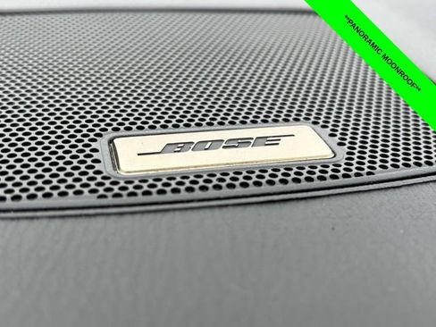 Used 2019 Nissan Pathfinder SL image 17