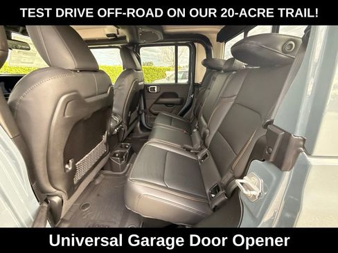 New 2026 Jeep Gladiator Sahara image 11