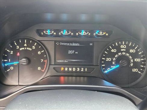 Used 2015 Ford F150 XL w/ Equipment Group 101A Mid image 11