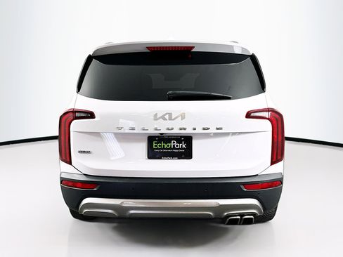 Used 2022 Kia Telluride S image 7