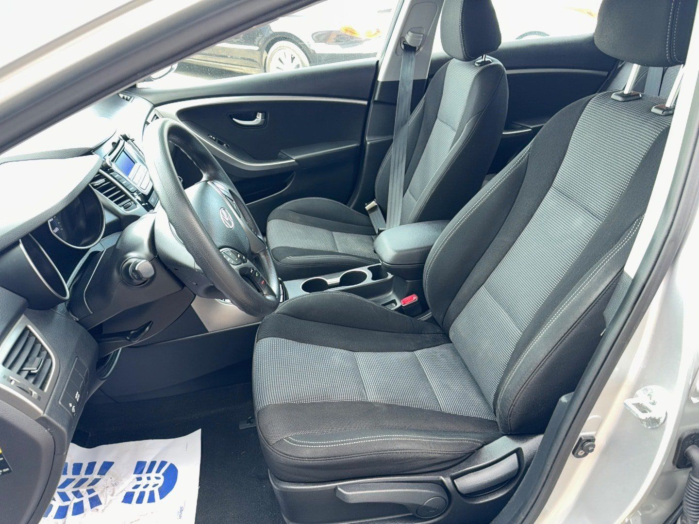 Used 2013 Hyundai Elantra GT FWD image 6