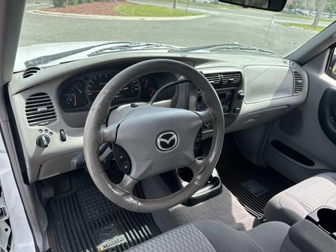 Used 2002 MAZDA B-Series Pickup 2WD Cab Plus B3000 image 16