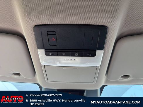 Used 2025 Nissan Rogue SV AWD/4WD image 23