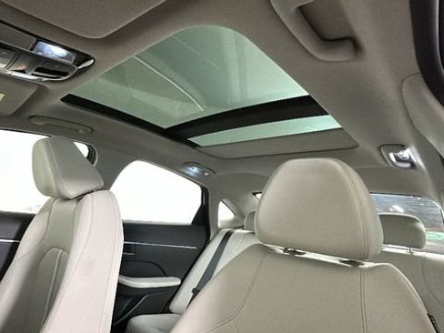 Used 2023 Hyundai Sonata SEL w/ Convenience Package FWD image 12