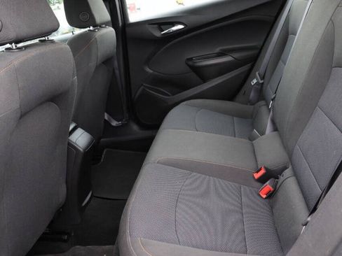 Used 2016 Chevrolet Cruze LS FWD image 17