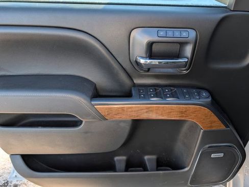 Used 2017 Chevrolet Silverado 1500 LTZ w/ LTZ Plus Package image 20