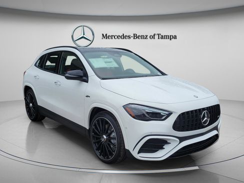 New 2026 Mercedes-Benz GLA 35 AMG 4MATIC image 4