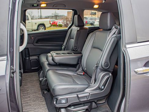 Used 2022 Honda Odyssey Touring image 16