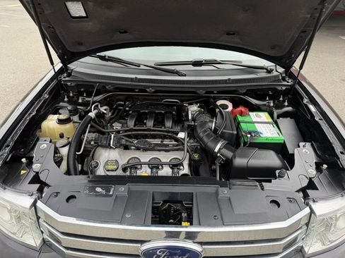 Used 2009 Ford Flex Limited image 32