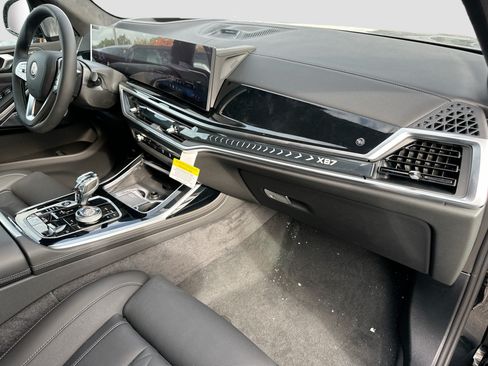 New 2026 BMW ALPINA XB7 AWD/4WD image 25