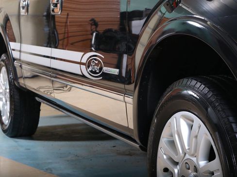 Used 2013 Ford F150 Platinum AWD/4WD image 13
