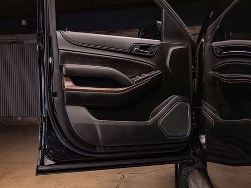 Used 2018 Chevrolet Tahoe LS RWD image 28