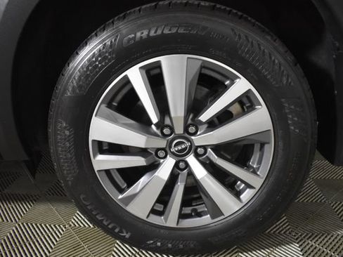 Used 2022 Nissan Pathfinder SL w/ SL Black Package AWD/4WD image 47