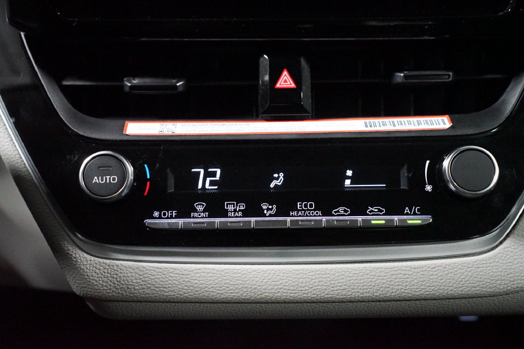 Certified 2026 Toyota Corolla LE FWD image 20