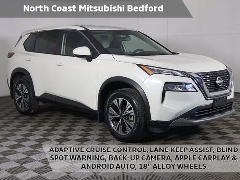 Used 2023 Nissan Rogue SV image 1