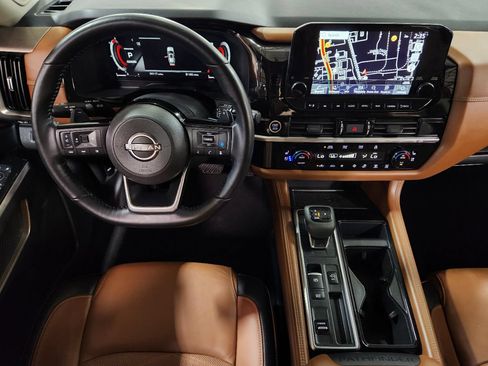 Used 2023 Nissan Pathfinder Platinum FWD image 48