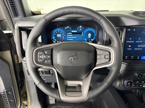 New 2026 Ford Bronco Badlands AWD/4WD image 16