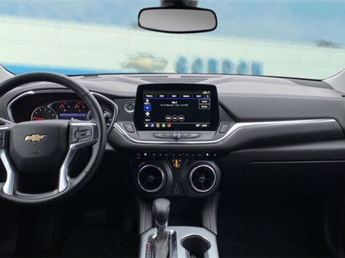 Used 2023 Chevrolet Blazer LT image 15