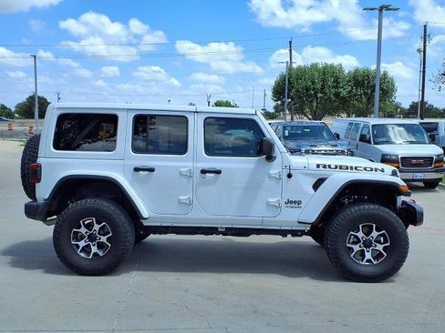 Used 2021 Jeep Wrangler Unlimited Rubicon AWD/4WD image 2