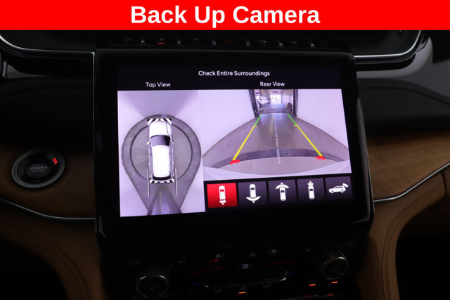 Used 2025 Jeep Grand Cherokee Summit AWD/4WD image 27