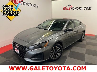 Used 2024 Nissan Altima 2.5 SV