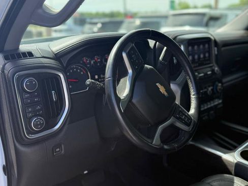 Used 2019 Chevrolet Silverado 1500 LTZ w/ LTZ Premium Package AWD/4WD image 7